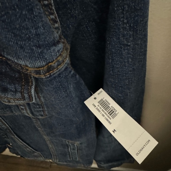 NWT Old Navy Jean Jacket Size M - Picture 2 of 4